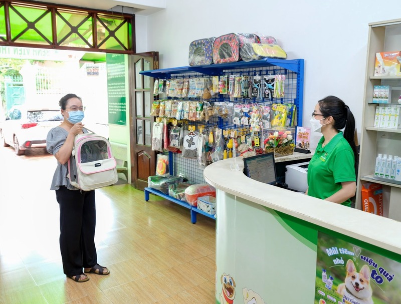 hoai-tu-ngon-chan-o-cho-3